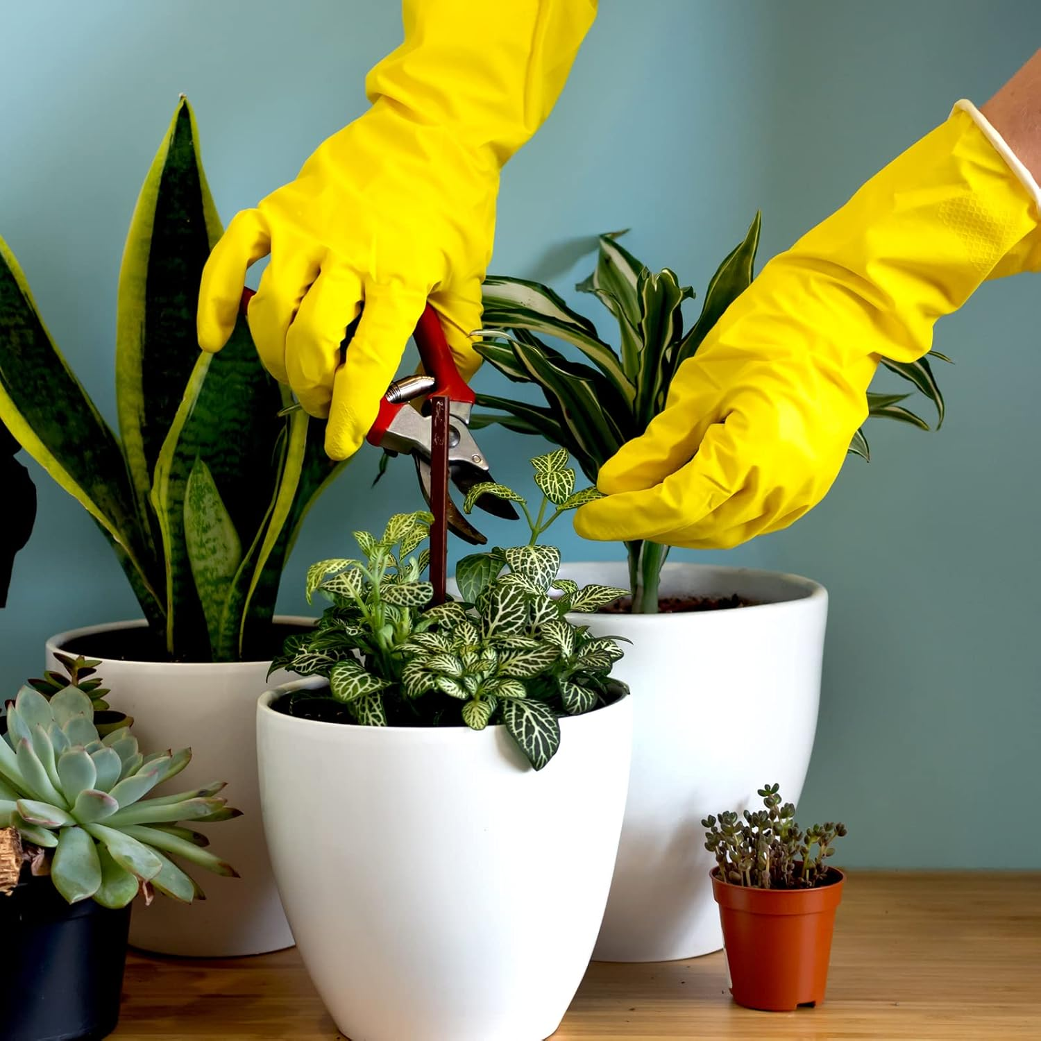 Colorful Rubber Kitchen Dishwashing Gloves - Set of 4